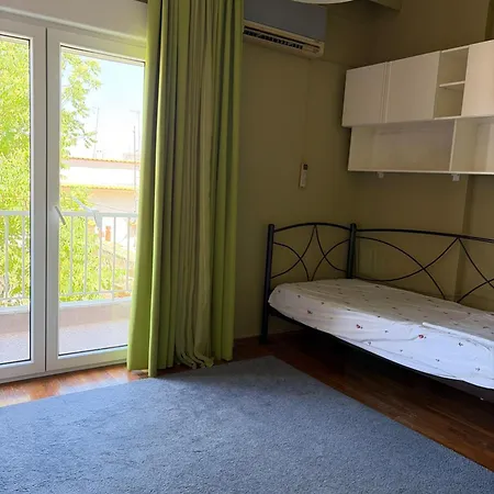 Bed & Breakfast Bedroom In A Big With A Huge Terrace Male Only *