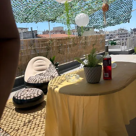 Bed & Breakfast Bedroom In A Big With A Huge Terrace Male Only *